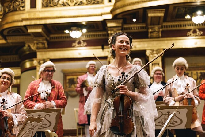 Vienna State Opera House Mozart Concert in Historical Costumes - Mozart in Vienna, with a touch of theater