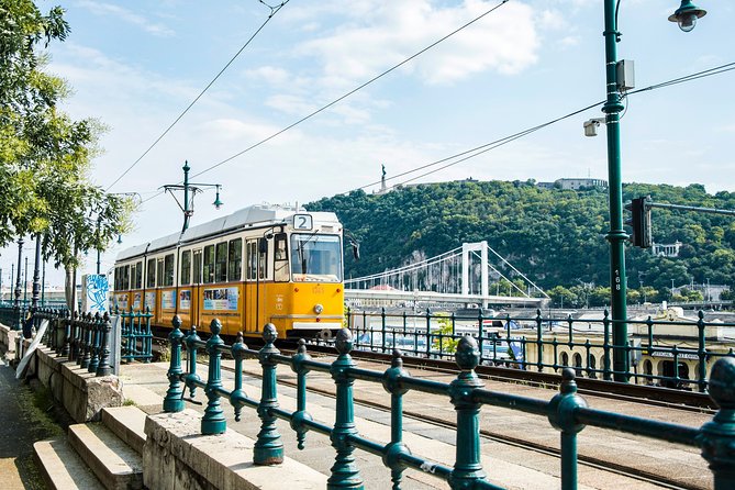 Vienna to Budapest - Private transfer with 2h of Sightseeing - How much value do you get for $260.46?