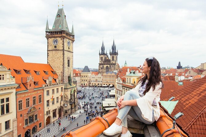 Vienna to Prague: Full-Day Private Tour with Guide and Transfers - Key points at a glance