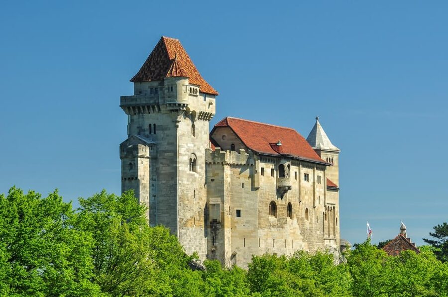 Vienna: Vienna Woods Tour with Underground Lake and Wine - The Vienna Woods by comfortable minivan