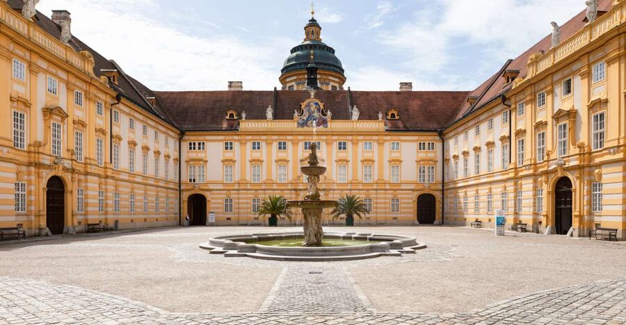 Vienna: Wachau Valley, Melk Abbey Tour with Danube Boat Trip - From Vienna to the Danube Valley