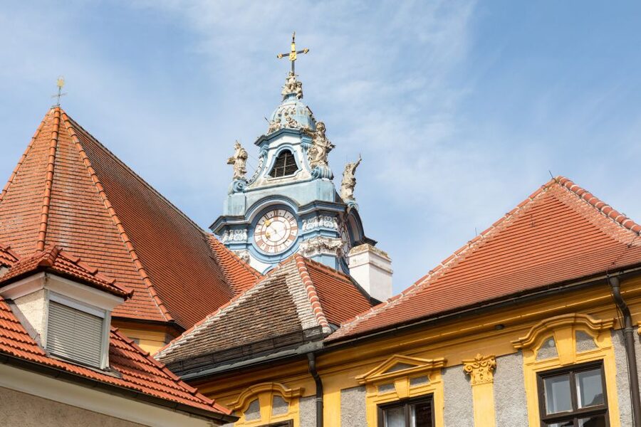 Vienna: Wachau Valley, Melk Abbey Tour with Danube Boat Trip - Winter changes the shape of the day