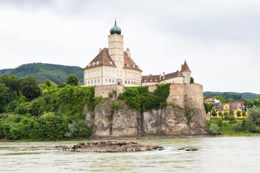 Vienna: Wachau Valley, Melk Abbey Tour with Danube Boat Trip - Should you book this Wachau Valley day trip?