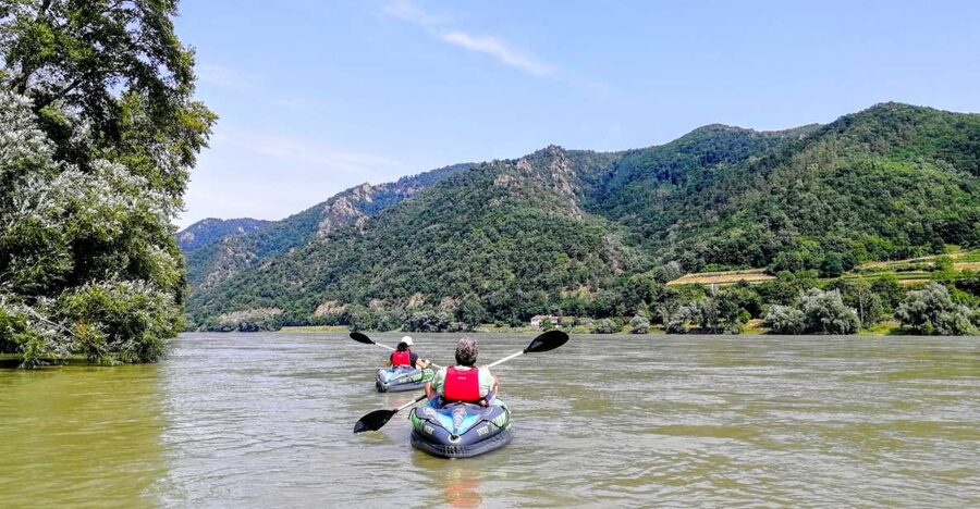 Vienna: Wachau Valley Private Kayak and Wine Tour - Melk to Spitz, Two Hours on the Water