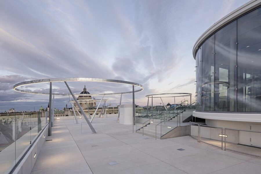 Vienna: Walking Tour of the MuseumsQuartier with Guide - What the one-hour schedule feels like