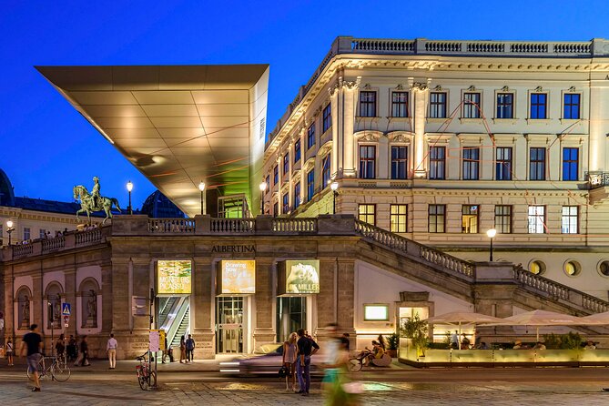 Vienna Walking Tour with Audioguide on Your Smartphone - Using the app without losing patience