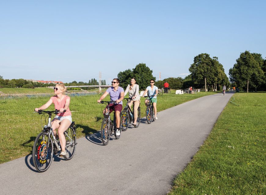 Vienna: Wine Tasting E-Bike Tour - From Vienna’s Ringstrasse to the Danube Canal