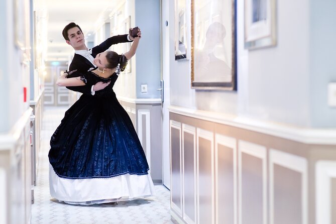 Viennese Waltz Workshop - Meeting at Griechengasse 6 in central Vienna
