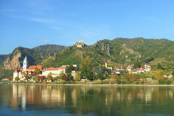 Wachau Valley Kayak & Wine Tour - Lunch is flexible, but not included