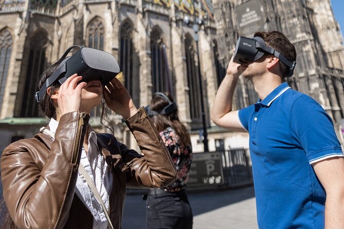 Walking Tours for Time Travelers - Graben: a historic street in modern surroundings