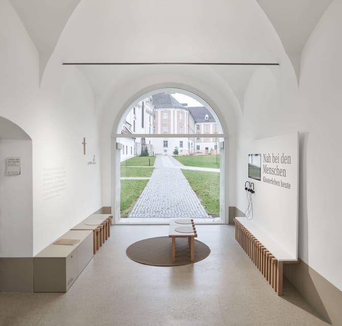 Wilhering Abbey: Discover 875 years of history! - Cloister, courtyard, and park add breathing room